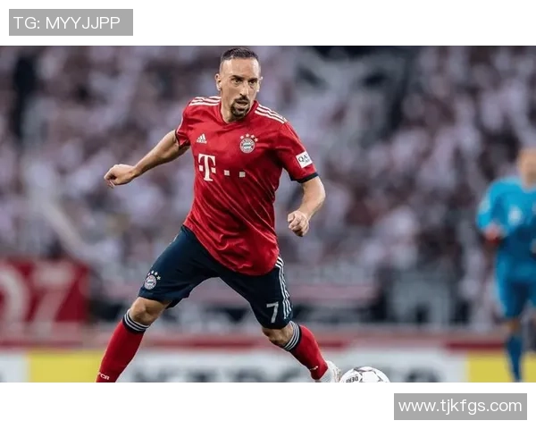 全球十大足球巨星排行榜盘点足坛传奇人物精彩表现