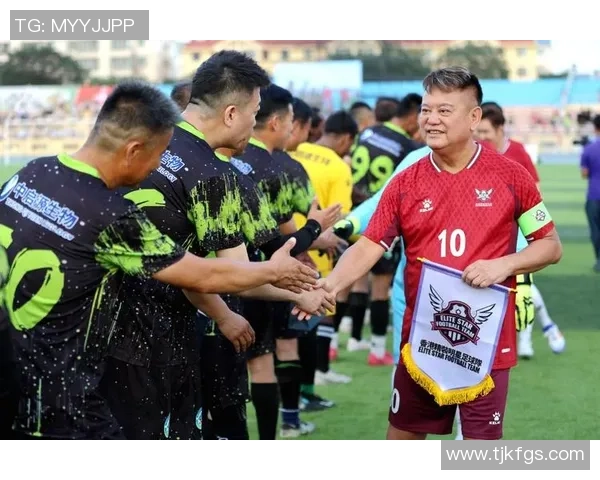 最热球星闪耀绿茵场引领足球激情风暴点燃全球球迷热爱 最热球星闪耀绿茵场引领足球激情风暴点燃全球球迷热爱