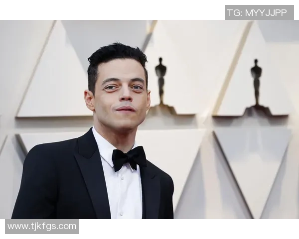 足球明星闪耀红毯瞬间 谁是那个引领潮流的焦点人物 足球明星闪耀红毯瞬间 谁是那个引领潮流的焦点人物